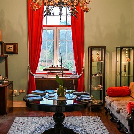 Vintage Balcony Guesthouse أوفار المظهر الخارجي الصورة