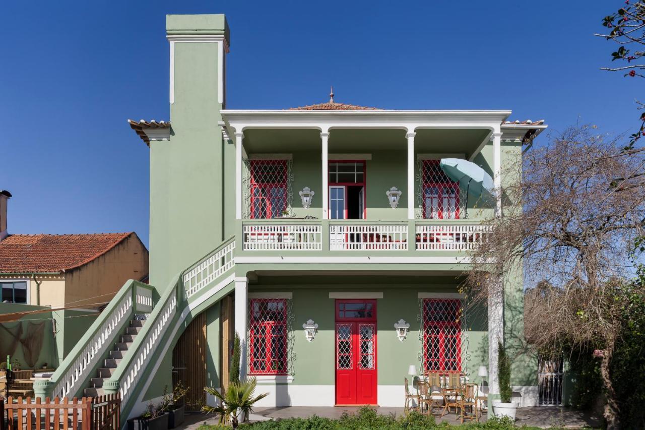 Vintage Balcony Guesthouse أوفار المظهر الخارجي الصورة