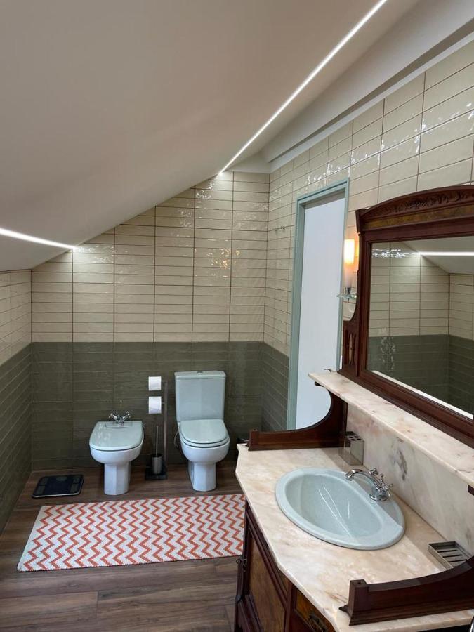 Vintage Balcony Guesthouse أوفار المظهر الخارجي الصورة